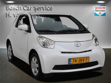 Toyota iQ - 1.0 VVT-i 68pk - 1