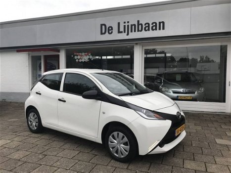 Toyota Aygo - 1.0 VVT-i x-play - 1