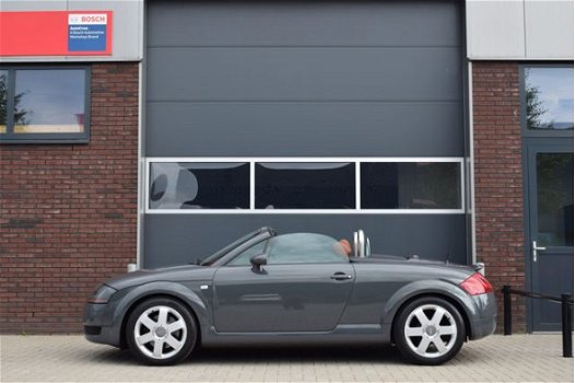 Audi TT Roadster - 1.8 5V 180pk Turbo - Nimbusgrijs - Baseball leder - 1