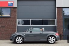 Audi TT Roadster - 1.8 5V 180pk Turbo - Nimbusgrijs - Baseball leder