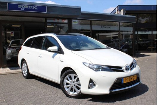 Toyota Auris Touring Sports - PANODAK CAMERA NAVI 1.8 HYBRID - 1