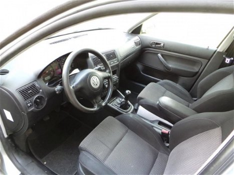 Volkswagen Golf - 2.3 V5 Highline ( AIRCO + INRUIL MOGELIJK ) - 1