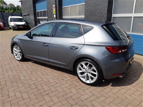 Seat Leon - 1.4 TSI 150pk ACT FR Dynamic Navi/18