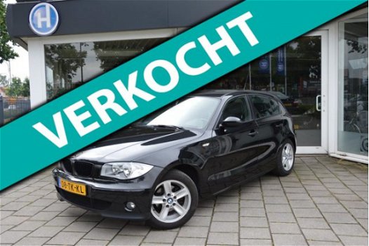 BMW 1-serie - 118i Business Line Navi, Cruise, Clima, Parkeersensor V+A - 1