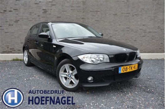 BMW 1-serie - 118i Business Line Navi, Cruise, Clima, Parkeersensor V+A - 1