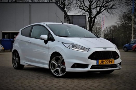 Ford Fiesta - - 1.6 ST1|182PK|2013|Navi|Clima|Cruise|105.001KM|LM|Recaro|Sport|ST1 - 1