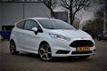 Ford Fiesta - - 1.6 ST1|182PK|2013|Navi|Clima|Cruise|105.001KM|LM|Recaro|Sport|ST1 - 1 - Thumbnail