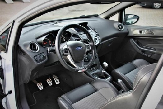 Ford Fiesta - - 1.6 ST1|182PK|2013|Navi|Clima|Cruise|105.001KM|LM|Recaro|Sport|ST1 - 1