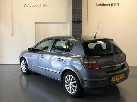 Opel Astra - 1.6 Temptation Airco 5 deurs apk - 1