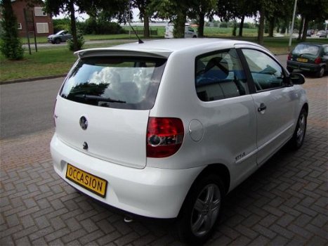 Volkswagen Fox - 1200 i STYLE - 1