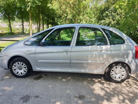 Citroën Xsara Picasso - 2.0i-16V Attraction Automaat - 1