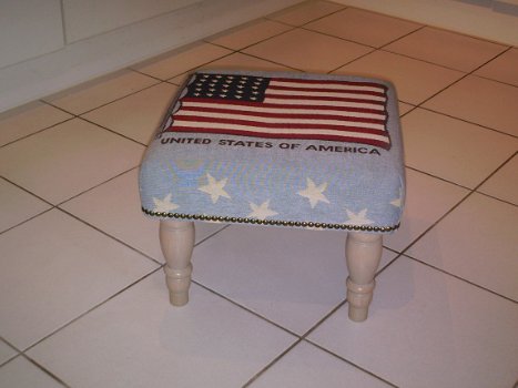 Footstool USA lichtblauw - 550 wit - NIEUW !! - 1