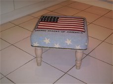 Footstool USA lichtblauw - 550 wit - NIEUW !!