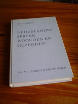 Spreekwoordenboek - Dr. F.A. Stoett. - 1