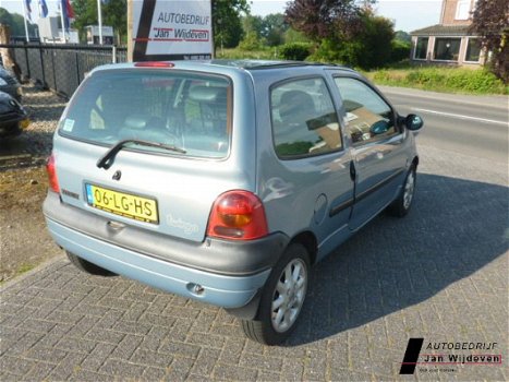 Renault Twingo - TWINGO; 1.2 16V initiale - 1