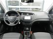 Hyundai i20 - 1.0 T-GDI Comfort Nav Pack VAN € 20.290, - VOOR € 19.040, - 1 - Thumbnail
