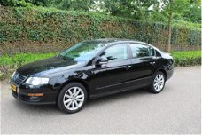 Volkswagen Passat - 1.4 TSI | CLIMA | 17"LMV | NAVI