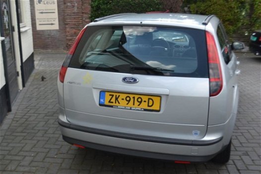 Ford Focus Wagon - 1.6-16V Ambiente NIEUWSTAAT AUTO - 1