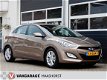 Hyundai i30 - 1.6 GDI i-Catcher automaat / parkeersensoren / cruise control / lederen bekleding - 1 - Thumbnail