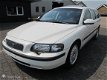 Volvo V70 - 2.4 69640 km, YOUNGTIMER, mooi en goed, bjr9-2001 - 1 - Thumbnail