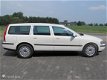 Volvo V70 - 2.4 69640 km, YOUNGTIMER, mooi en goed, bjr9-2001 - 1 - Thumbnail