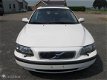 Volvo V70 - 2.4 69640 km, YOUNGTIMER, mooi en goed, bjr9-2001 - 1 - Thumbnail