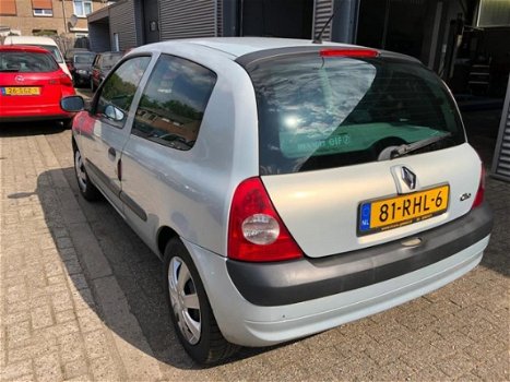 Renault Clio - 1.2 Expression STUURBEKRACHTIGING - 1