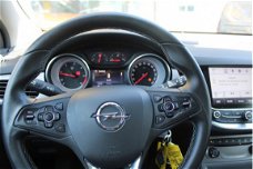 Opel Astra - 1.6CDTI Design Edition 5-drs pdc / navi / 4 seizoenenbanden