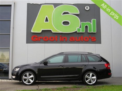 Skoda Octavia Combi - 1.6 TDI 1500KG Trekgewicht Ambition Businessline RS Stoelen Trekhaak DAB+ Navi - 1