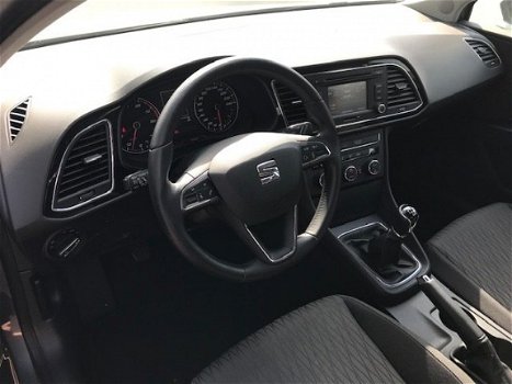 Seat Leon - 5-deurs 1.2 TSi 105pk Style Leuke Leon met soepele 1.2 turbo 4-cilinder motor - 1