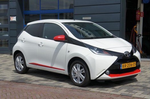 Toyota Aygo - 1.0 VVT-i x-sport - 1