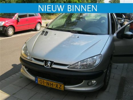 Peugeot 206 - 206; 1.4 5DRS - 1