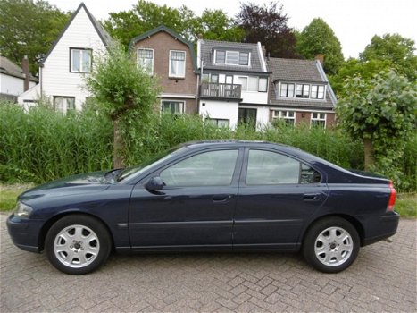 Volvo S60 - 2.4 140pk 2e eig Clima Trekhaak 1600kg Onderhoudshistorie - 1