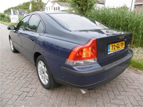 Volvo S60 - 2.4 140pk 2e eig Clima Trekhaak 1600kg Onderhoudshistorie - 1