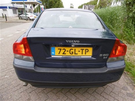 Volvo S60 - 2.4 140pk 2e eig Clima Trekhaak 1600kg Onderhoudshistorie - 1