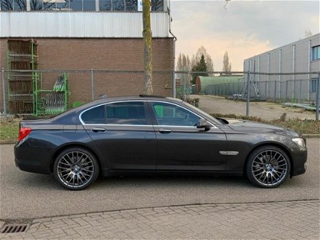 BMW 7-serie - 750I X-Drive Schuifdak Xenon Camera Distronic 408pk - 1