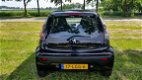 Peugeot 107 - 1.0-12V Urban Move 5-drs met AIRCO en nw. KOPPELING - 1 - Thumbnail