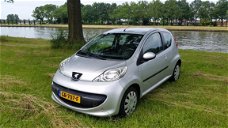 Peugeot 107 - 1.0-12V XS AUTOMAAT + AIRCO