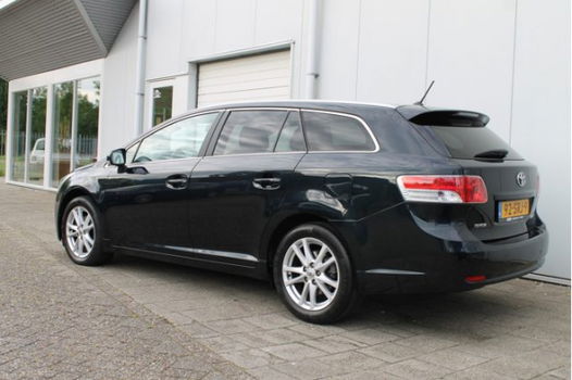 Toyota Avensis Wagon - 1.8 VVTi Business Automaat - 1