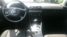 Audi A4 - 2.0 Exclusive MT