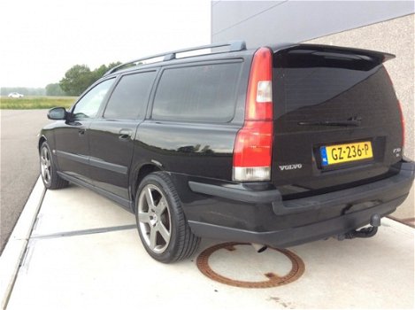 Volvo V70 - 2.3 T-5 Geartronic APK DISTRB R-VELGEN LEER - 1