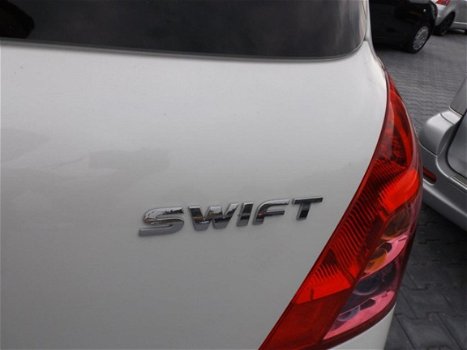 Suzuki Swift - 1.3 Shogun - 1
