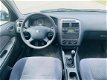 Toyota Avensis Wagon - 1.8-16V Linea Terra GEZOCHT ALLE MERKEN EN TYPE S, S BUSSEN EN 4X4 - 1 - Thumbnail
