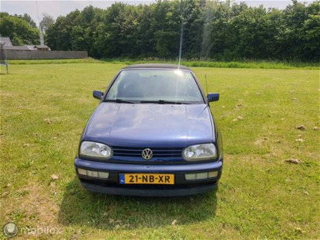 Volkswagen Golf Cabriolet - 2.0 Avantgarde - 1