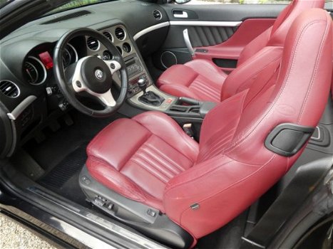 Alfa Romeo Spider - 2.2 JTS - 1