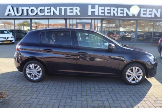 Peugeot 308 - 1.2 PureTech Blue Lease Executive 50 procent deal 6.975, - ACTIE LED / Pano dak / Clim - 1