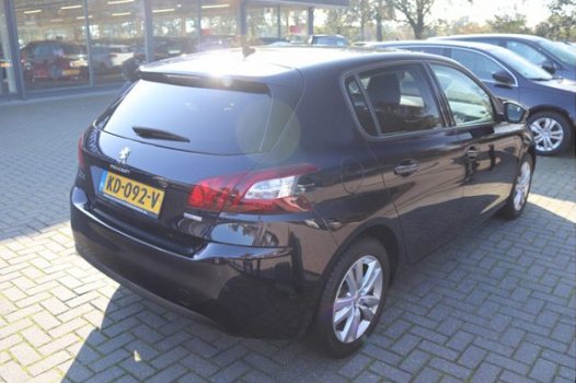 Peugeot 308 - 1.2 PureTech Blue Lease Executive 50 procent deal 6.975, - ACTIE LED / Pano dak / Clim - 1