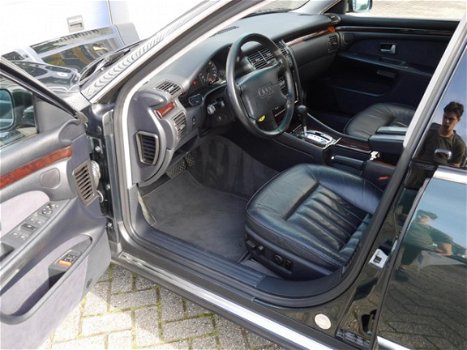 Audi A8 - 4.2 quattro 98000KM ECC LEDER SCHUIFDAK PDC FISCAAL VRIENDELIJK - 1