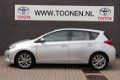 Toyota Auris - 1.8 Hybrid Aspiration Navigatie-Cruise control-17 inch - 1 - Thumbnail