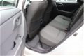 Toyota Auris - 1.8 Hybrid Aspiration Navigatie-Cruise control-17 inch - 1 - Thumbnail